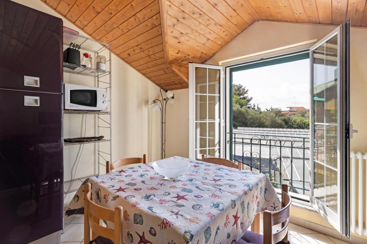 Apartament La Casa Di Lady Ceriale Zewnętrze zdjęcie